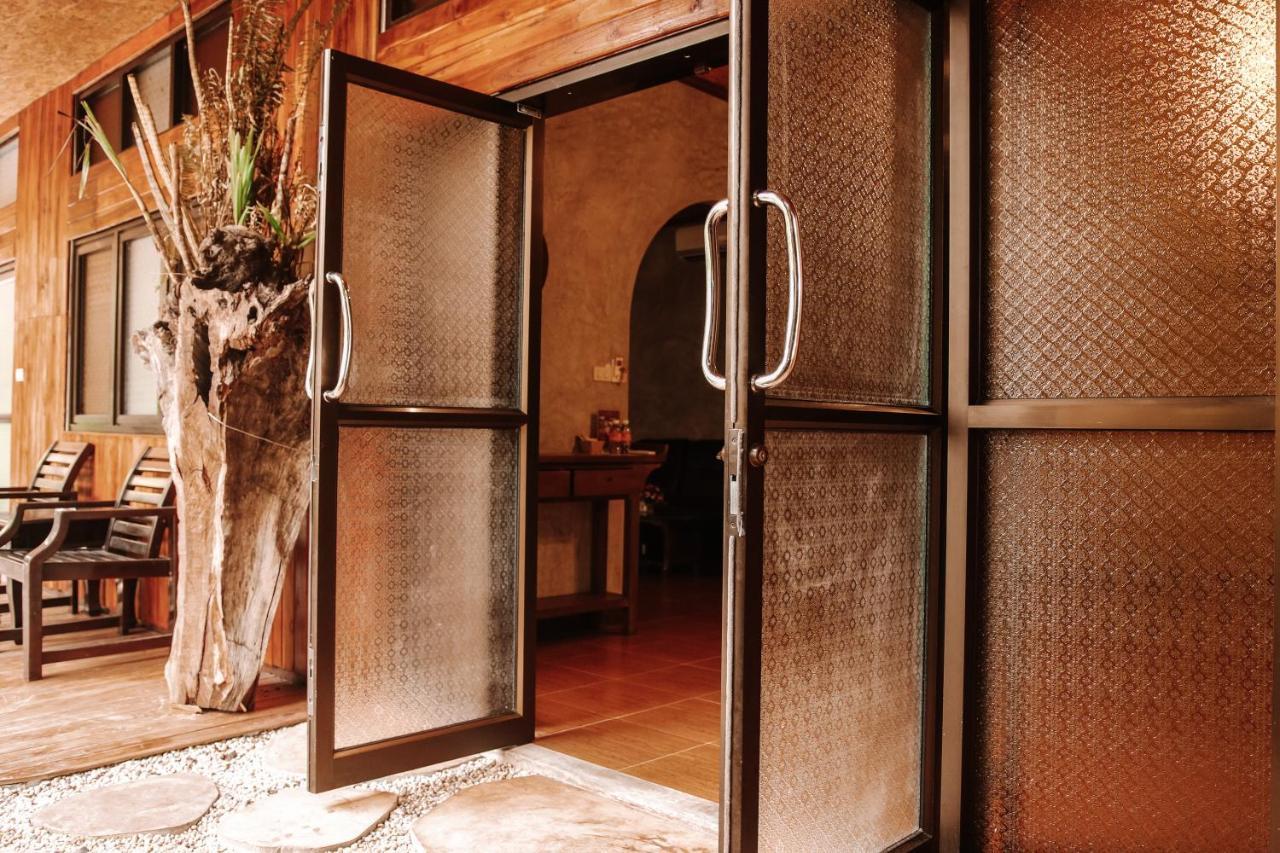 Namphung Phuket Boutique Resort Rawai Luaran gambar