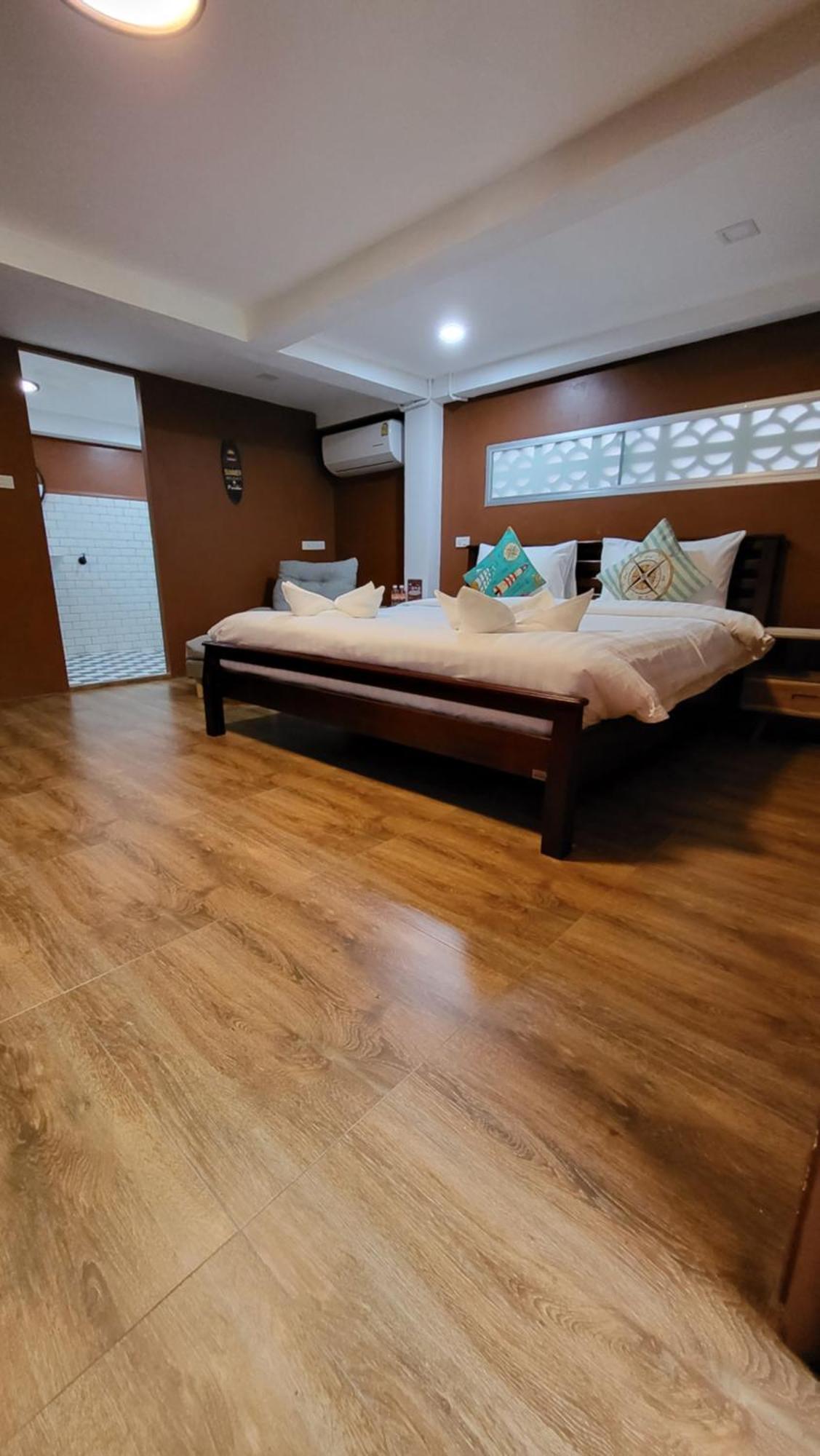 Namphung Phuket Boutique Resort Rawai Bilik gambar