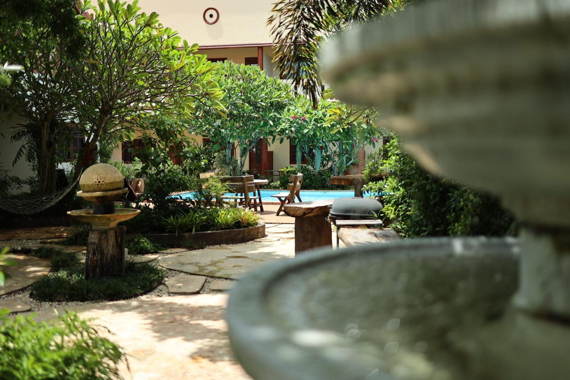 Namphung Phuket Boutique Resort Rawai Luaran gambar